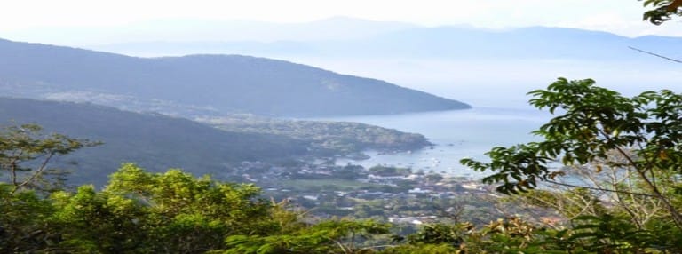 Tudo o que você precisa saber sobre a Vila do Abraão em Ilha Grande, litoral sul do Rio de Janeiro