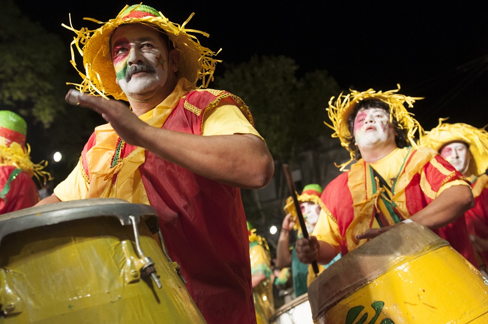 Uruguai tem a festa de Carnaval mais longa do mundo