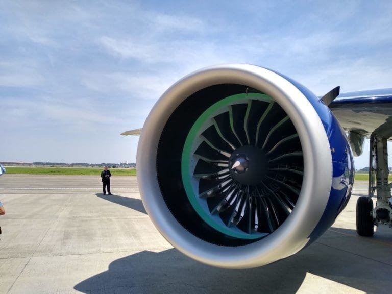 Saiba como comprar passagens aéreas de ida e volta por apenas R$ 206