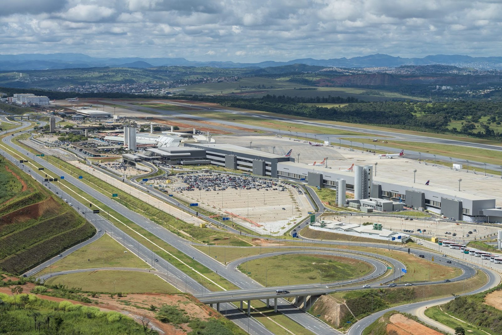 BH Airport espera aumento de 40% de passageiros em Confins em julho