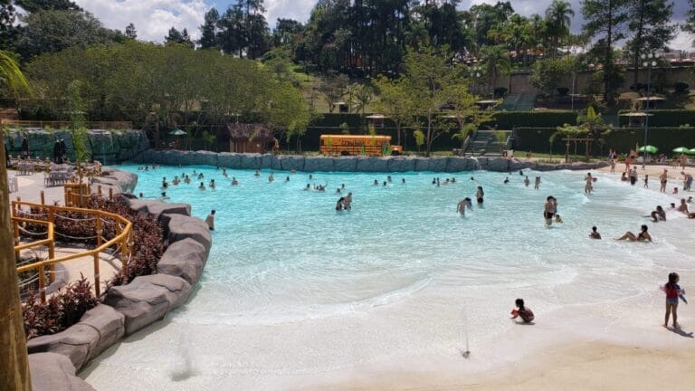 Thermas da Mata é opção para assistir Copa do Mundo com praia pertinho de SP