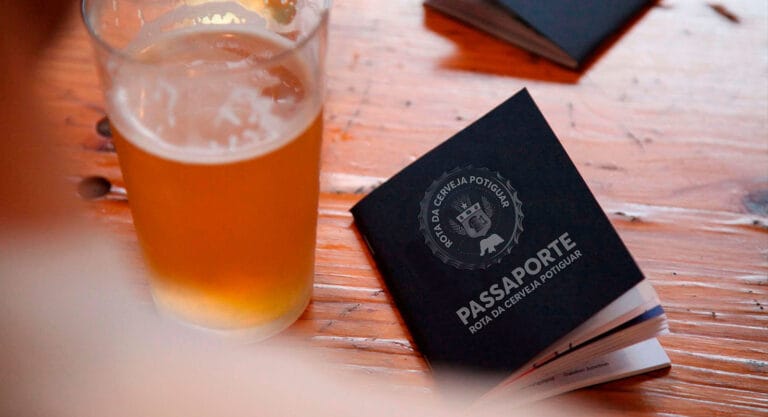 Rota da Cerveja Potiguar leva turistas para pequenas cervejarias artesanais