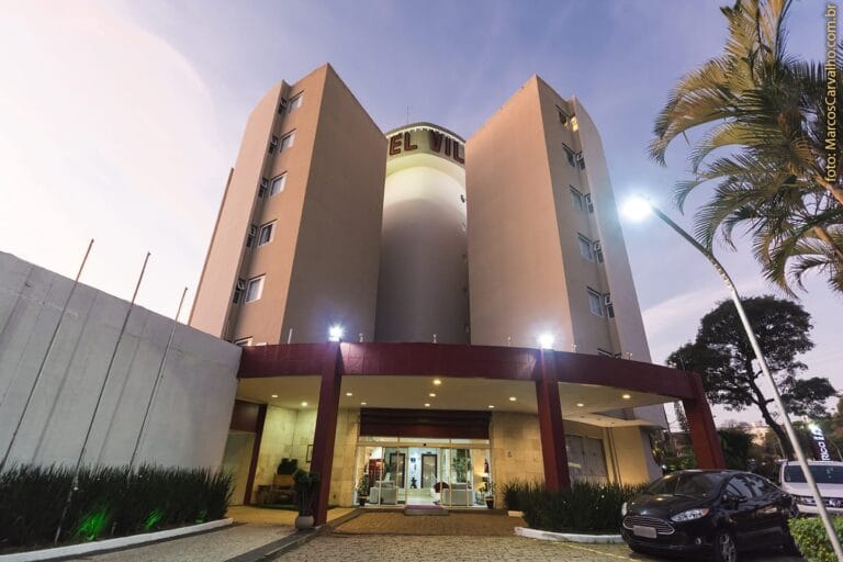 Hotel Vila Rica Campinas comemora 50 anos e reinaugura Swallow’s Bar