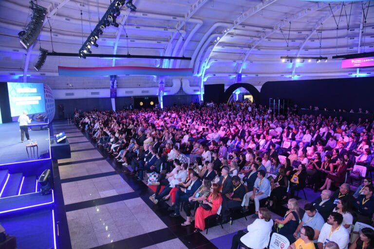 Fórum Panrotas 2024 destaca a importância da Inteligência Artificial no meio