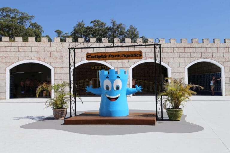 Castelo Park Aquático: exemplo de inclusão no Abril Azul