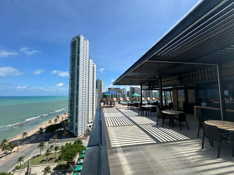 Recife é destino que vai além de sol e mar