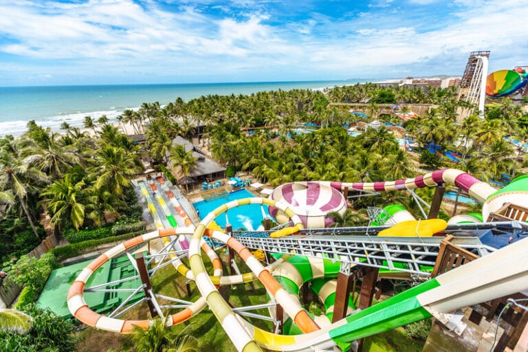 Beach Park é garantia de diversão nas férias em qualquer estação