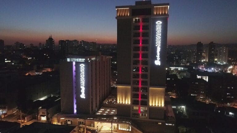 Summit Hotels tem várias opções de hospedagem para fugir da rotina no Dia das Mães