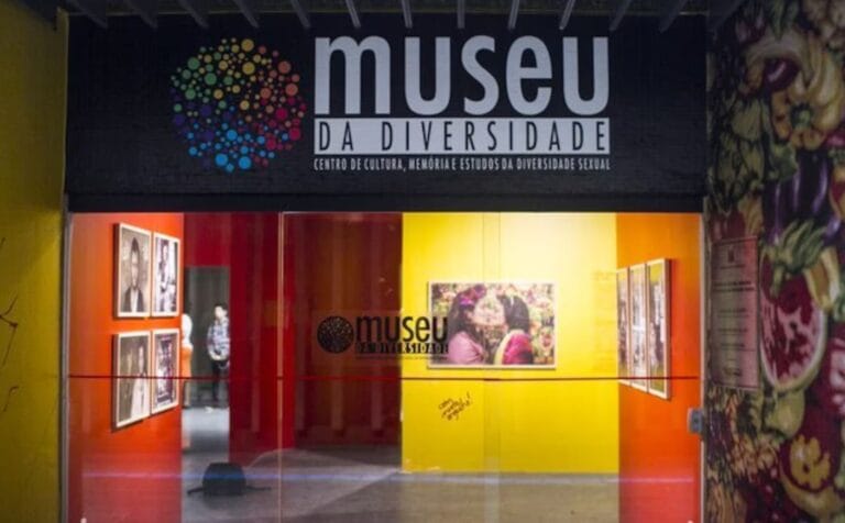 Turismo LGBTQIA+ em São Paulo registra crescimento anual de 11% e impulsiona economia local Turismo LGBTQIA+ São Paulo