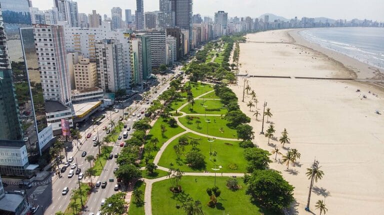 Conheça os 5 melhores pontos turísticos de Santos (SP) para aproveitar nas férias