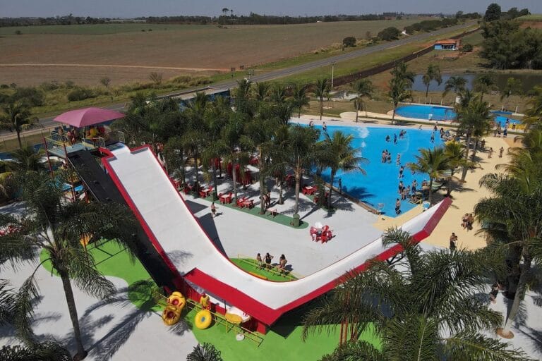 Castelo Park Aquático: nova temporada começa em agosto
