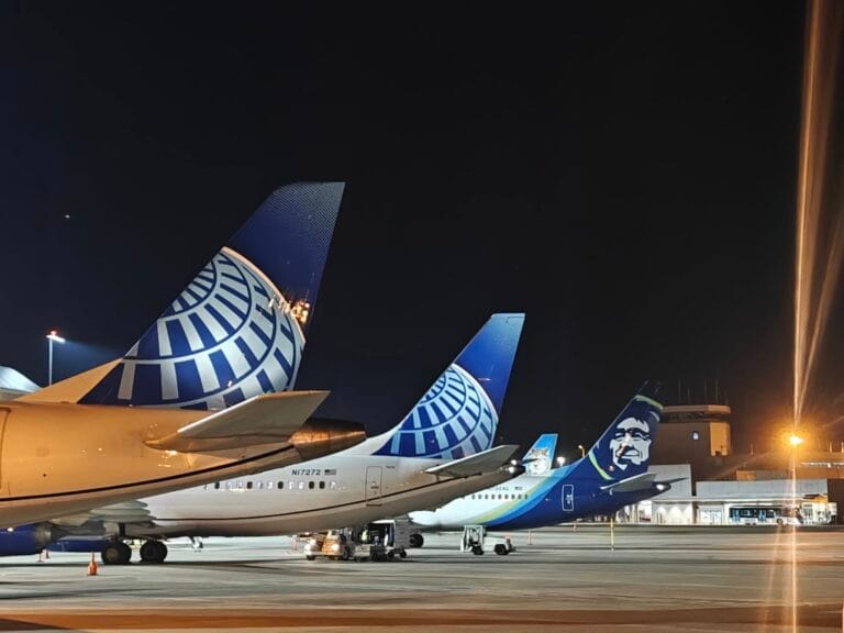 United Airlines fará primeiro voo com Wi-Fi da Starlink em um Boeing 737-800