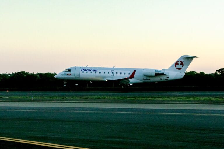 Paranair terá voos para Florianópolis e Rio de Janeiro no verão