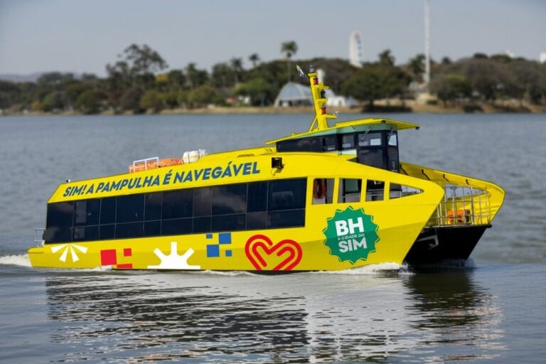 Saiba como serão os passeios gratuitos de catamarã na Lagoa da Pampulha